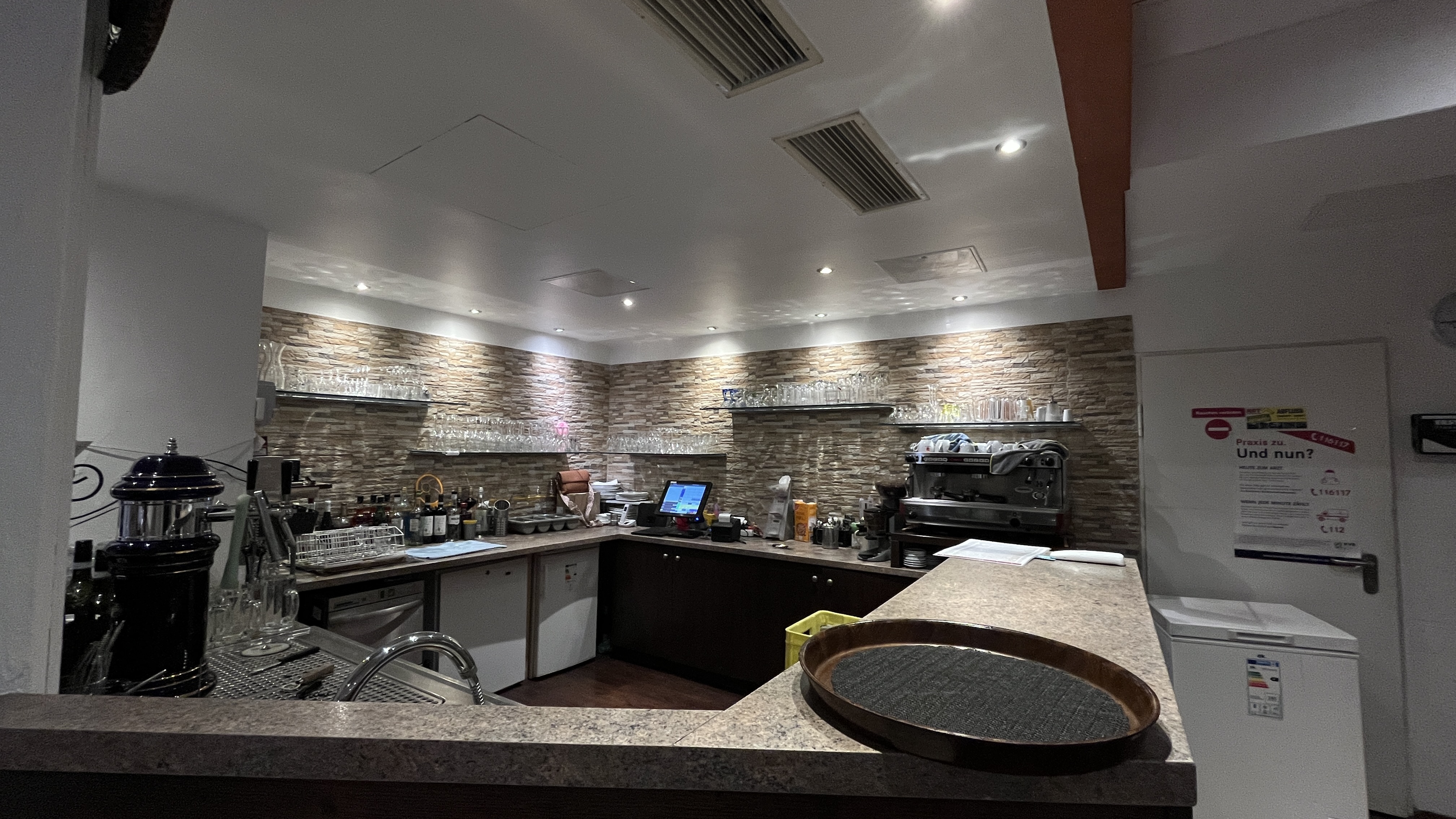 Bar und Getränkebereich